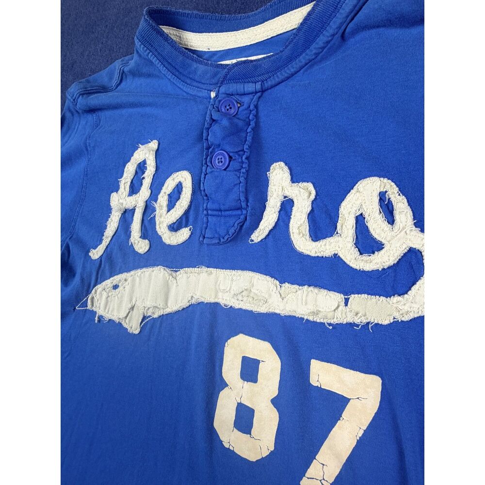 Aeropostale Mens Large Blue Distressed Applique 87 Short Sleeve Henley Shirt